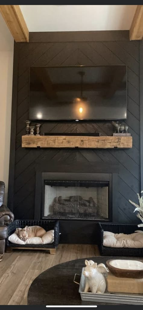 Black Wall And Wood Living Room, Leather Fireplace Wall, Black Fireplace Grey Wall, Black Farmhouse Fireplace Ideas, Black Fireplace Ideas Shiplap, Wood Design Fireplace Wall, Wood Wall Behind Fireplace, Black Rustic Fireplace, Modern Farmhouse Living Room Black Fireplace