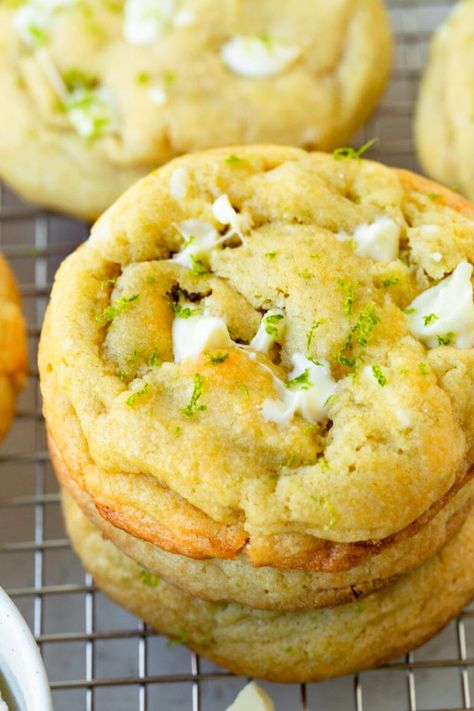 White chocolate lime cookies are perfect for any occasion and are loved by everyone! #cookiesrecipe #keylimecookies #whitechocolatekeylimecookies Key Lime Cookies, Lime Cookies, Oh Sweet Basil, White Chocolate Cookies, Sweet Basil, Baked Chips, Xmas Cookies, Best Cookie Recipes, Recipe Images