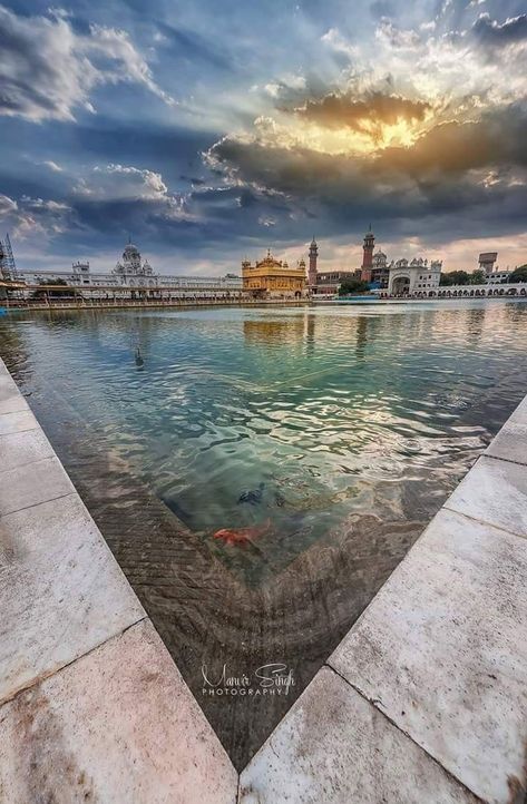 Sunrise In Heaven, Gurudwara Sahib Wallpaper, Listen To The Wind Blow, Harmandir Sahib Photography, Golden Temple Wallpaper, Sikh Art, Darbar Sahib, Guru Nanak Wallpaper, Harmandir Sahib