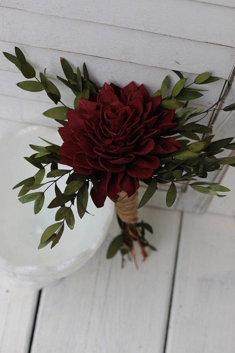 Bouquet Styles, Bouquet Rustic Wedding, Wedding Flower Guide, Burgundy Bouquet, Bridal Bouquet Fall, Wedding Country, Boda Mexicana, Fall Wedding Flowers, Wedding Flower Arrangements