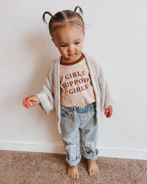 Toddler Girl Outfits Aesthetic, Boho Toddler Girl Outfits, Indi Clothes, Toddler Girl Spring Outfits, Toddler Style Girl, Cool Toddler Outfits, Toddler Spring Outfits, Lacy Outfits, Matilda Aesthetic