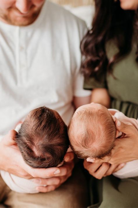 Lifestyle Photography Newborn, Newborn Twin Photos, Twin Baby Photography, Twin Baby Photos, Boho Newborn, Twins Photography, Newborn Family Pictures, Waukesha Wisconsin, Newborn Twins Photography