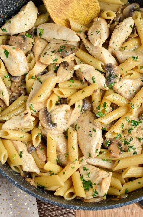 Creamy Chicken and Mushroom Pasta | Slimming Eats Cheesecake Factory Davinci Pasta, Cheesecake Factory Pasta Davinci, Asagio Chicken Pasta, Pasta Da Vinci Cheesecake Factory Recipe, Gluten Free Chicken Marsala Recipe, Pasta Davinci, Pasta Da Vinci Recipe, Cheesecake Factory Pasta, Gluten Free Chicken Broth