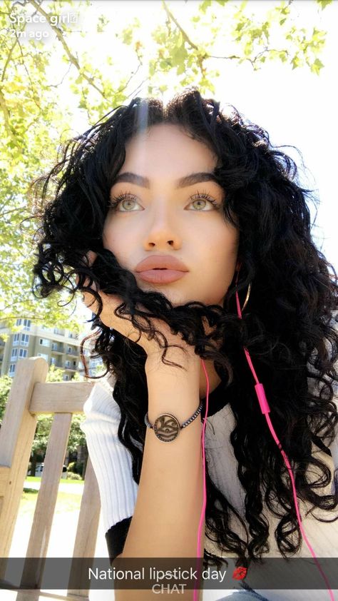 Black Curly Hair Pale Skin, Pale Skin Curly Hair, Curly Hair Pale Skin, Jet Black Curly Hair, Pale Skin Dark Hair, Black Hair Pale Skin, Best Haircuts For Women, Hair Pale Skin, Black Curls