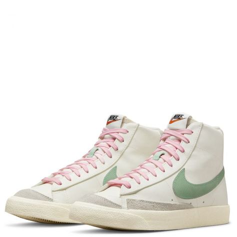 Nike Blazer Mid 77 Vintage Pastel, Shoes Nike Blazer, Green Coconut, Basketball Nike, Burgundy Shoes, Nike Blazer Mid 77, Veja Sneakers, Nike Blazers Mid, Nike Blazer Mid