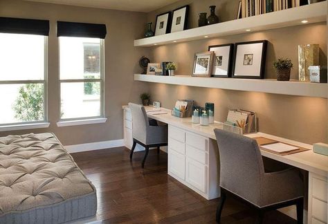 His And Hers Desk, Guest Room Office Combo, Office Guest Bedroom, Home Office/guest Room, Guest Bedroom Design, Office Aesthetic, Small Space Office, Organization Home, Office Guest Room