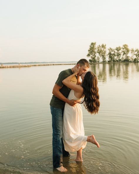 sunset engagement by the lake with kate + trey 🌅 Couple Lake Pictures, Lake Engagement Pictures, Fall Couple Photos, Lake Engagement Photos, Fall Couple, Engagement Picture Outfits, Lake Engagement, Engagement Picture, Engagement Photo Poses