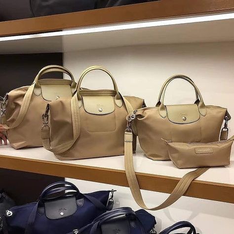 longchamp_malaysia on Instagram: “💐 Longchamp Le Pliage Neo 💐 . 🌼 Price: RM300 (small) & RM 320 (medium) . 🌼 Size: 25x23x16 cm & 32x28x17 cm . 🌼 Whatsapp: 0192075865 to…” Longchamp Le Pliage Neo, Long Champ, Longchamp Le Pliage, Medium Size, On Instagram, Instagram