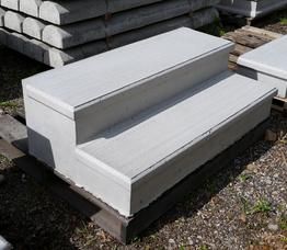 Precast Concrete Steps Concrete Block Steps Ideas, Concrete Block Steps, Outdoor Stairs Concrete, Concrete Steps Outdoor, Concrete Patio Steps, Precast Concrete Steps, Concrete Front Steps, Concrete Step, Garage Steps