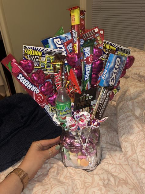 Candy bouquet Valentine’s Day for boyfriend gift for men candy Creative Homemade Gifts, Valentine Gifts For Boys, Valentines Gift For Boyfriend, Homemade Gifts For Boyfriend, Flowers For Valentines Day, Candy Man, Valentine Baskets, Valentines Gift Bags, Mens Valentines Gifts