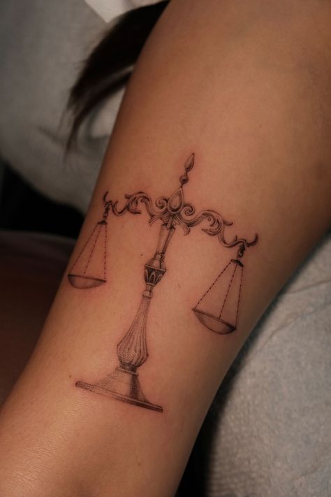 Balancing Scales Tattoo, Paralegal Tattoo, Scale Tattoo Minimalist, Scales Of Justice Tattoo Fine Line, Balancing Scale Tattoo, Law School Tattoo, Scientia Potentia Est Tattoo, Scale Balance Tattoo, Balanced Scale Tattoo