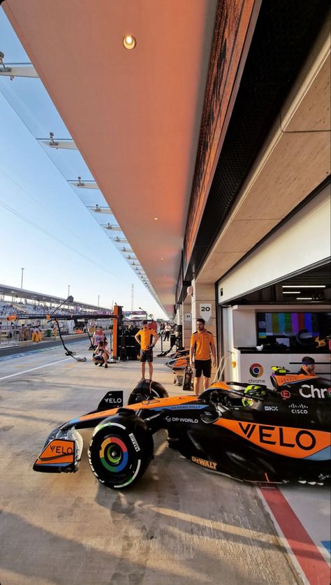 Mclaren Formula 1, Mclaren Cars, Formula 1 Car Racing, Mclaren Mercedes, Mclaren F1, Checkered Flag, Formula 1 Car, Richard Mille, Lando Norris