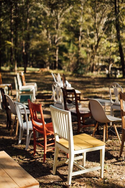 Mix And Match Chairs Wedding, Mismatched Backyard Wedding, Small Backyard Wedding Seating, Mix Match Wedding Chairs, Backyard Wedding Chairs, Backyard Wedding Elopement, Tiny Backyard Wedding, Mix Match Wedding, Casual Backyard Wedding