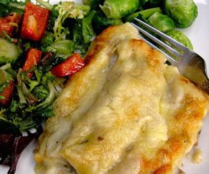 Mushroom Crepes, Dinner Crepes, Crepe Recipe Savory, Mushroom Crepe, Chicken Crepes, French Chicken, Crepes And Waffles, Chicken Mushroom, Savory Crepes