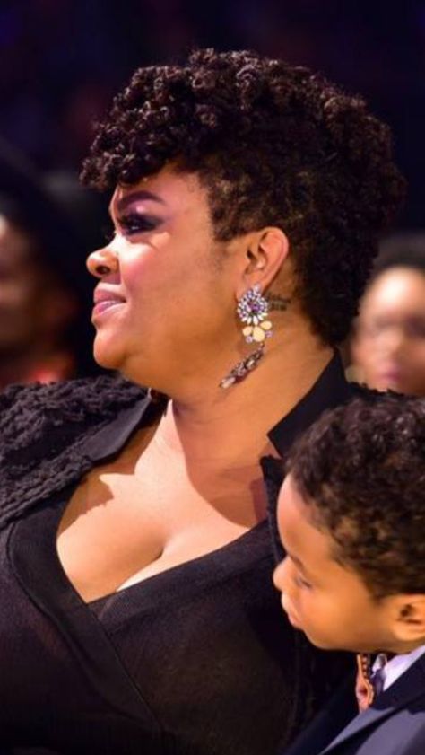 Jill Scott Short Natural Haircuts, Jill Scott, Busty Fashion, Chic Short Hair, Tapered Natural Hair, Tapered Haircut, Happy Hair, Short Natural Hair Styles, Fashion Tips For Women