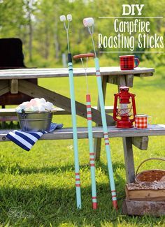 Easy to make DIY Marshmallow roasting sticks from old rake and mop handles and a dollar store metal skewer Marshmallow Roasting, Marshmallow Roasting Sticks, Camping Hacks Food, Camping Hacks Diy, Summer Furniture, Diy Spring, Trash To Treasure, Camping Fun, Mermaid Skirt