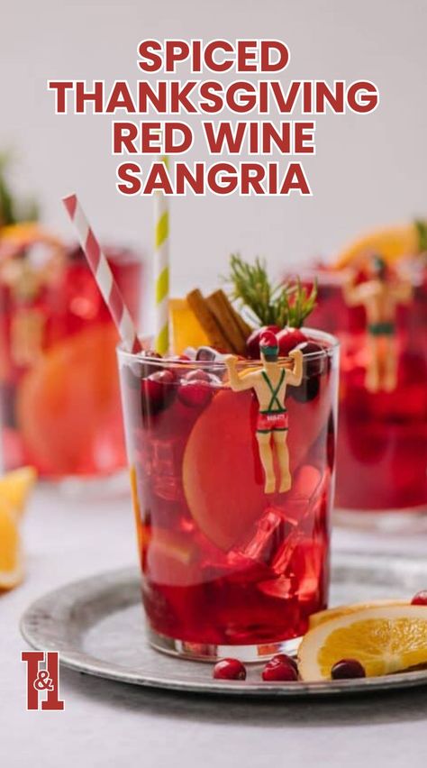 Spiced Thanksgiving Red Wine Sangria is the ultimate Thanksgiving drink, combining the deep flavors of red wine with a hint of seasonal spice. This Thanksgiving cocktail is perfect for toasting with family and friends. Thanksgiving Sangria Red, Mulled Red Wine, Easy Fall Cocktails, Thanksgiving Sangria, Spooky Cocktails, Thanksgiving Cocktail, Red Wine Sangria, Wine Sangria, Mulling Spices