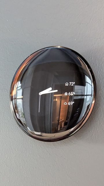 Techlicious on Instagram: "We were blown away by the Google Nest Thermostat Gen 4’s new design, which makes it look more like a work of art than a tech product. 

#nestthermostat #interiordesign #smarthome 

Find out more:
https://www.techlicious.com/blog/google-nest-thermostat-2024/ (Link in bio)" Google Nest Thermostat, Google Nest, Nest Thermostat, Thermostat, News Design, Smart Home, Industrial Design, New Design, Link In Bio