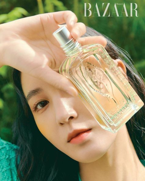 Yuri Snsd, Fragrance Campaign, Best Perfume For Men, Bazaar Magazine, Fragrance Photography, Perfume Photography, Perfume Ad, Spring Nail Designs, Organic Shampoo