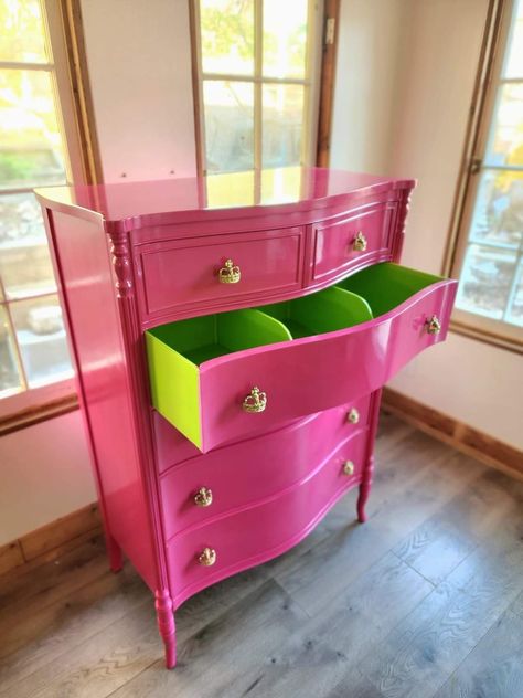 Furniture Spray Paint, Pink Painted Furniture, Furniture Spray, Pink Chalk Paint, Yellow Kitchen Cabinets, Pink Dresser, Pink Furniture, Pink Chalk, Fabric Furniture