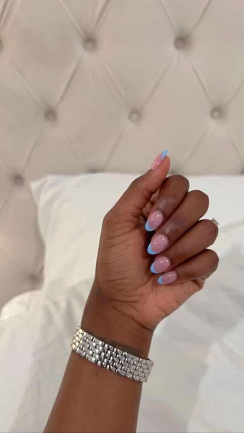 Overlay Almond Nails, Short Acrylic Nails Designs Almond, Colored Almond French Tip Nails, Short Dip Powder Nails French Tip, Short Oval Nails Acrylic French Tip, Blue Tip Nails Almond, Rounded Oval Acrylic Nails, Oval Overlay Nails, Small Oval Nails Design