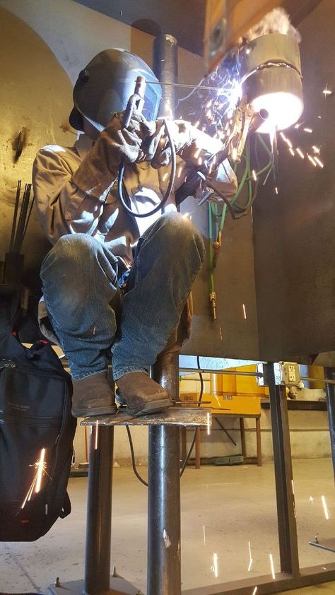 Welder Aesthetic, Welding Aesthetic, Female Welder, Welding Helmet Designs, Welding Women, Steel Erectors, Women Welder, Welding Hoods, Auto Darkening Welding Helmet