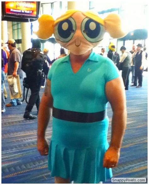 bad-cosplay-costume-fails-7 Cosplay Fail, Bad Cosplay, Bubble Costume, Zoroark Pokemon, Super Nana, Funny Cosplay, Powerpuff Girl, Puff Girl, Fashion Fail