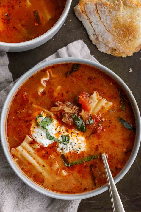 One Pot Lasagna Soup Pioneer Woman Lasagna Soup, One Pot Lasagna Soup, Leftover Lasagna, One Pot Lasagna, Easy Homemade Lasagna, Easy Lasagna Soup, Chicken Taco Soup Recipe, Meatball Soup Recipes, Seafood Lasagna