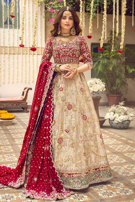 Lehenga Dupatta Style, Pakistani Lehenga, Dupatta Style, Designer Bridal Lehenga Choli, Lehenga Dupatta, Shadi Dresses, Lehenga Red, Zardozi Embroidery, Designer Bridal Lehenga