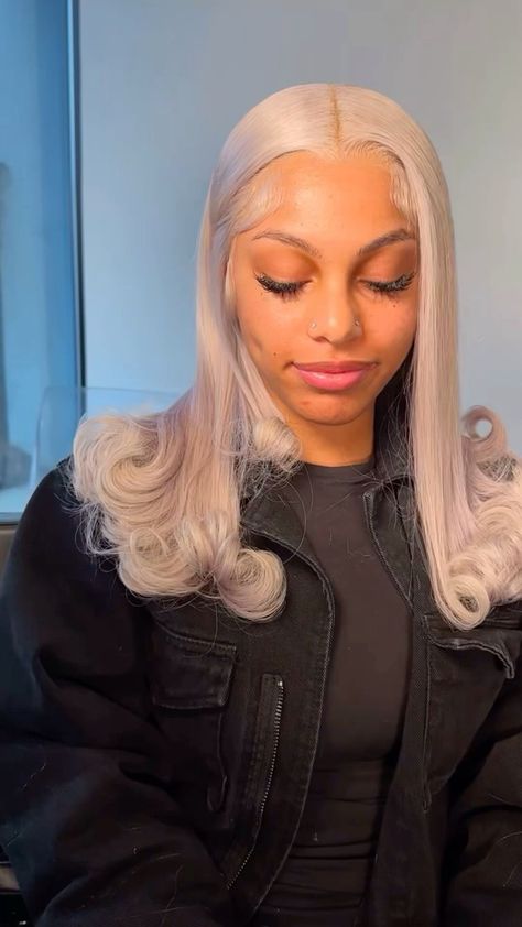 Platinum Blonde Wig Hairstyles, Frontal Wig Hairstyles, Dyed Hair Inspiration, Frontal Hairstyles, Dope Hairstyles, Hair Laid, Hair Ponytail Styles, Black Hairstyles, Platinum Blonde Hair