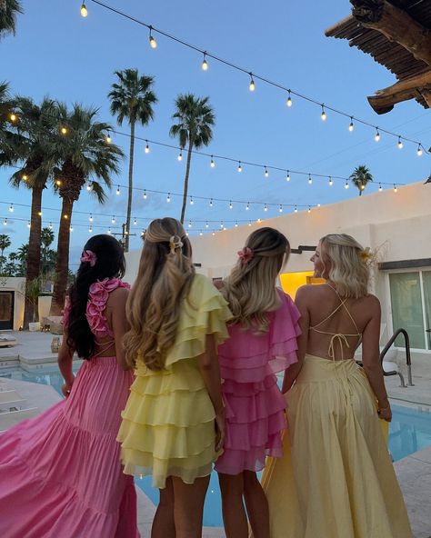 when the girls understood the assignment 🩷💛 Group Vacation, Understood The Assignment, Bachelorette Party Outfit, Bachelorette Outfits, Preppy Dresses, Instagram Inspiration Posts, Layered Fashion, Only Fashion, Guest Outfit