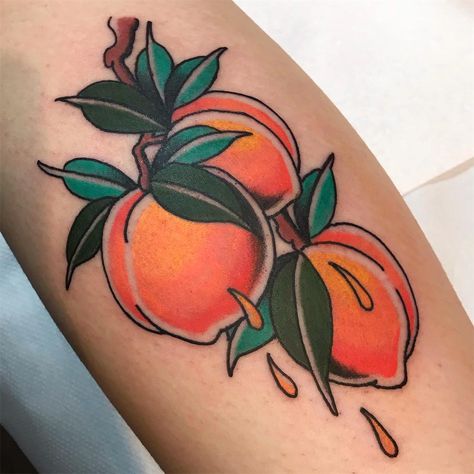 Juicy peaches tattoo Japanese Peach Tattoo, Peach Tree Tattoo, Japanese Peach, Peach Tattoo, Fruit Tattoo, Street Tattoo, Omerta Tattoo, Peach Tree, White Tattoo