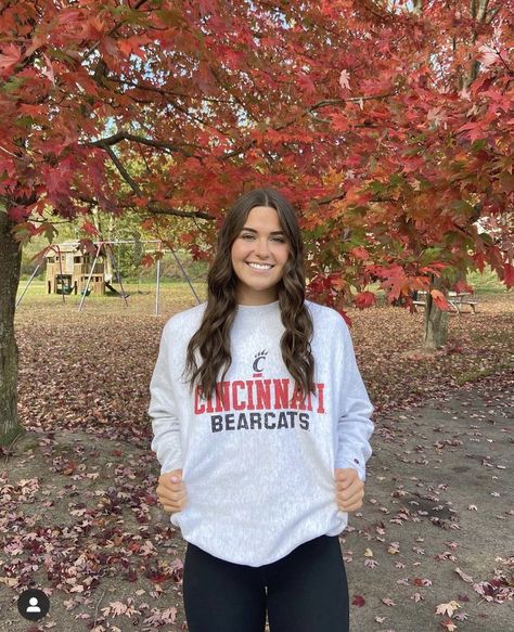 SW College Commitment Commitment Pictures College, Tshirt Photoshoot Ideas, Tshirt Photoshoot, Commitment Pictures, College Merch, University Of Cincinnati, Grad Photos, Senior Pics, Swimmers