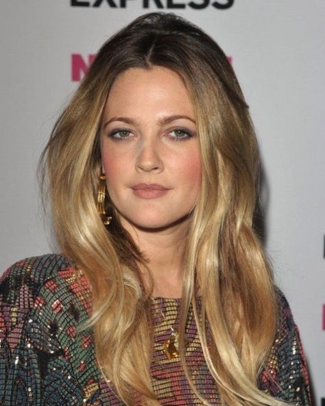 Drew Barrymore Hair, Drew Barrymore Style, Toned Autumn, Pretty Tips, Style Types, Pinterest Hair, Soft Autumn, Drew Barrymore, New Hair Colors