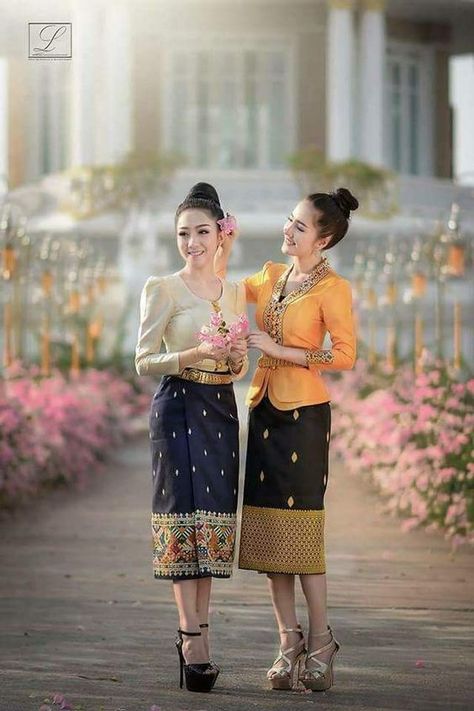 Lao Traditional Dress, Lao Traditional Outfit, Laos Traditional Dress, Lao Clothes, Laos Dress, Lao Clothing, Lao Sinh, Lao Dress, Laos Clothing