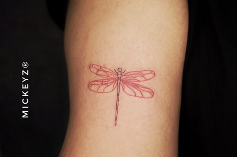 Red Dragonfly Tattoo, Dragon Fly Tattoo, Fly Tattoo, Red Dragonfly, Bright Tattoos, Tattoo Red, Minimal Tattoos, Dragonfly Tattoo, Dragon Fly