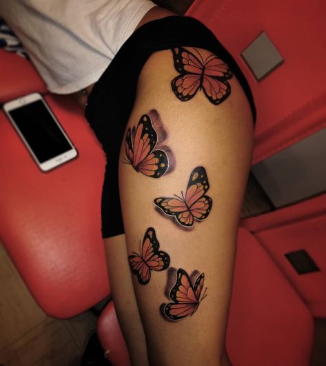 Butterfly Thigh Tattoo Black Women, Quick Tattoos Ideas, Butterfly Tattoo On Back, Butterfly Leg Tattoos, Butterfly Thigh Tattoo, Rose And Butterfly Tattoo, Side Thigh Tattoos, Cute Thigh Tattoos, Girl Thigh Tattoos