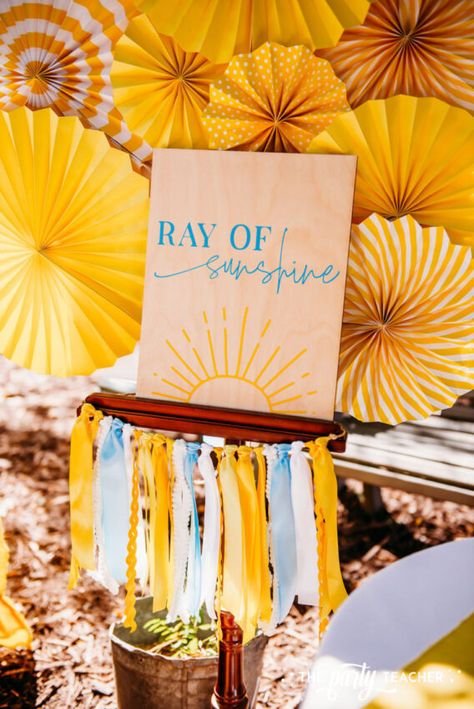 My Parties: Ray of Sunshine Baby Shower - The Party Teacher Sun Gender Reveal, Sunshine Wedding Theme, Sunshine Decorations Party, Sunshine Table Centerpieces, Sunshine Shower Theme, Little Ray Of Sunshine Baby Shower Decor, Hello Sunshine Baby Shower Theme, Our Little Sunshine Baby Shower Theme, Boho Sun Baby Shower Ideas