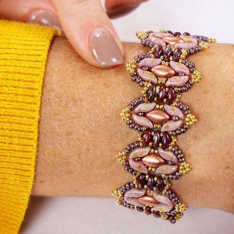 Craft a vintage-inspired masterpiece with SuperDuo beads, IrisDuos, and StormDuo beads in our Storym Iris Bracelet tutorial. Dive into the world of beadweaving and create a timeless piece that's sure to captivate. Explore the artistry of jewelry-making today! Youtube Tutorials, Bracelet Tutorial, Bead Weaving, Timeless Pieces, Bead Work, Vintage Inspired, Jewelry Making, Beads