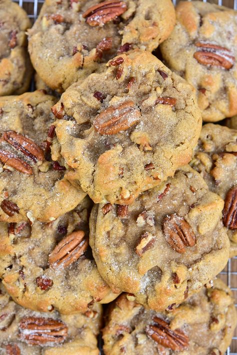 Brown Butter Pecan Cookies, Butter Pecan Cookies, Pecan Cookies, Low Carb Cookies, Butter Pecan, Toasted Pecans, Cookies Ingredients, Brown Butter, Yummy Cookies