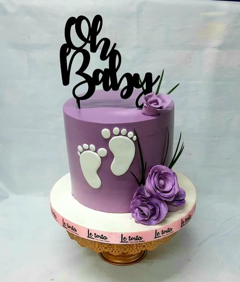 Baby Shower Ideas Purple Theme, Purple And Green Baby Shower Ideas, Baby Shower Ideas Purple, Baby Shower Cake Ideas Unique, Purple Baby Shower Ideas, Purple Baby Shower Cake, Purple Baby Shower Theme, Unique Baby Shower Cakes, Gold Baby Shower Cake