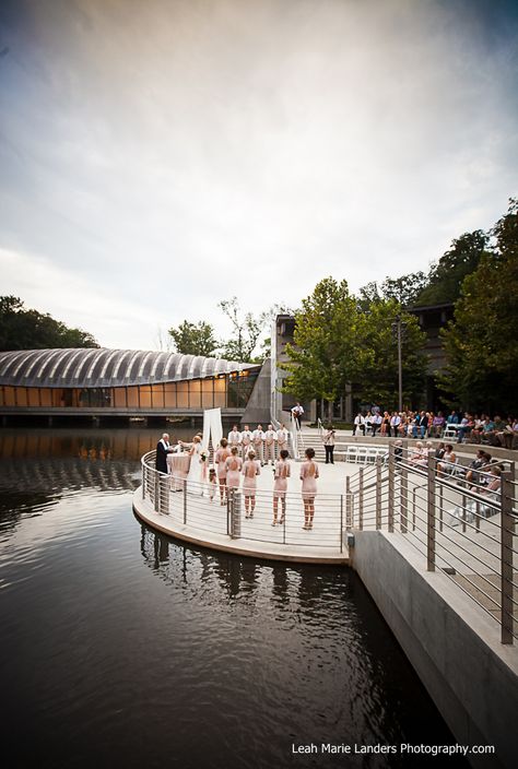 Gorgeous wedding at Crystal Bridges Leah Marie Landers Photography Arkansas Wedding Venues, Bentonville Arkansas, Arkansas Wedding, Maybe One Day, Gorgeous Wedding, American Art, Arkansas, Wedding Inspo, Wedding Venue