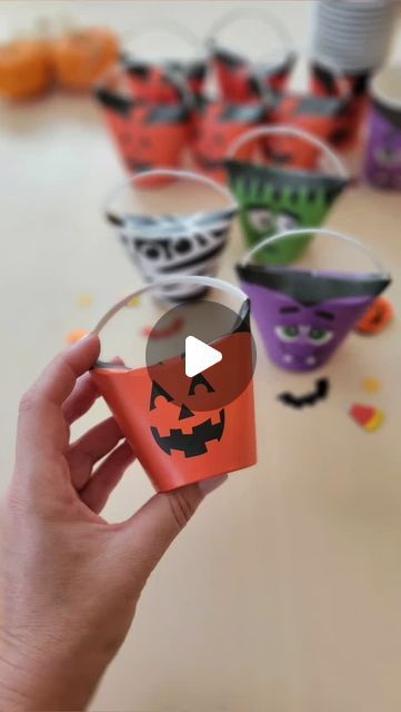 Halloween Gift Wrap Ideas, Gift Wrap Ideas, Wrap Ideas, Easy Diy Halloween, Craft Diy, Easy Halloween, Halloween Gift, Halloween Diy, Gift Wrap