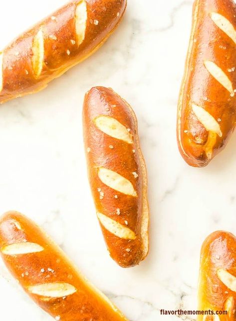 Dogs Food Recipes, Pretzel Hot Dog Buns, Pretzel Hot Dog, Hot Dog Buns Recipe, Homemade Hot Dogs, Pretzel Bread, Pretzel Rolls, Pretzel Bun, Homemade Pretzels