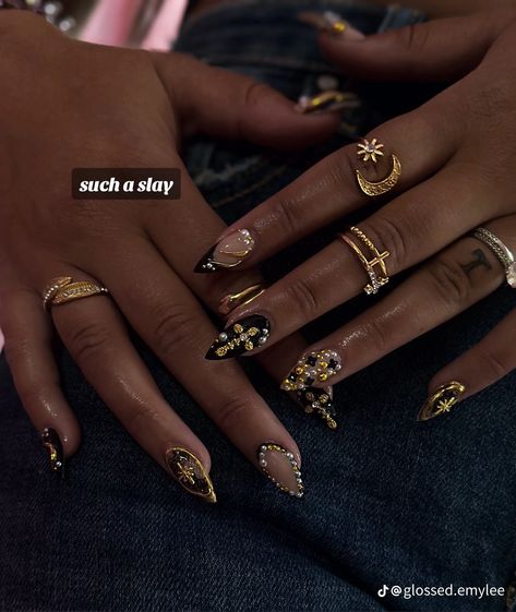 Maximalist Fall Nails, Dark Aesthetic Nails, Maximalist Nails, Heavenly Nails, Soft Woman, Fye Nails, Birthday Inspo, Cute Gel Nails, Prom Nails