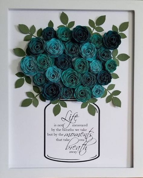 Idee Cricut, Paper Flower Art, Desain Quilling, Folding Origami, Flower Shadow Box, Paper Quilling Designs, Paper Flowers Craft, Diy Mothers Day Gifts, Easy Diy Gifts