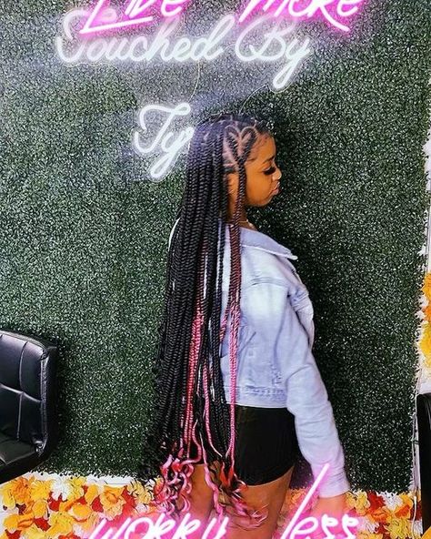 TouchedBy_Tyra on Instagram: "Pick-a-boo pink with curly ends 💕💗 ……. April calendar open link in bio Link in bio 💕 . . . . . #boxbraids #braids #protectivestyles #naturalhair #hair #braidstyles #atlantabraids #blackgirlmagic #hairstyles #naturalhairstyles #braider #atlbraids #longbraids #blackhair #neatbraids #hairstylist #atlantahairstylist #healthyhair #bhfyp #boxbraidsatl #boxbraidsatlanta #bobbraids #smallknotlessbraids #knotlessbraids #mediumknotlessbraids #largeknotlessboxbraids #jumbok Pick A Boo Braids, April Calendar, Bob Braids, Long Braids, North Face Backpack, Protective Styles, Braid Styles, Box Braids, Healthy Hair