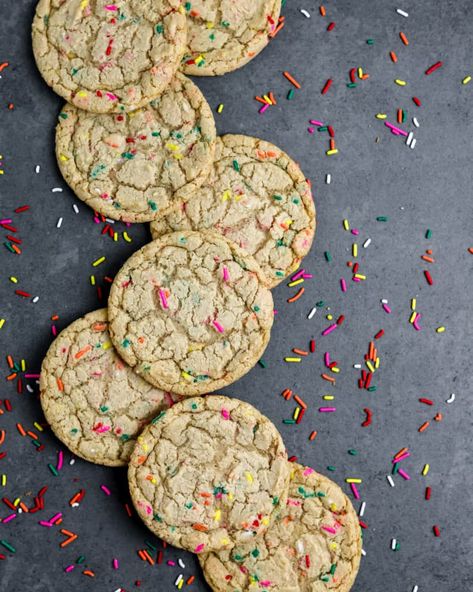 Funfetti Cookies, Gluten Free Cookie Recipes, Halloween Sprinkles, Rainbow Cookies, Sprinkle Cookies, Funfetti Cake, Gf Desserts, Rainbow Sprinkles, Desserts To Make