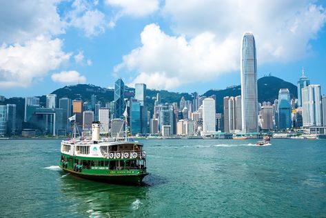 Kowloon Hong Kong, Star Ferry, Central Hong Kong, Hong Kong Food, Best Rooftop Bars, Artificial Lake, Hong Kong Travel, Free Travel, Solo Travel