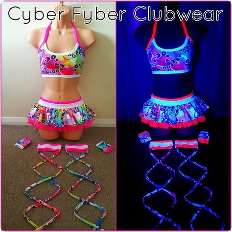 Glow In The Dark Fabric, Rave Girl Outfits, Rainbow Wedding Dress, Leg Wraps, Rave Girls, Rave Babe, Festival Outfits Rave, Rave Costumes, Rave Girl